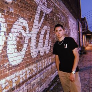 Meet your Posher, Peyton